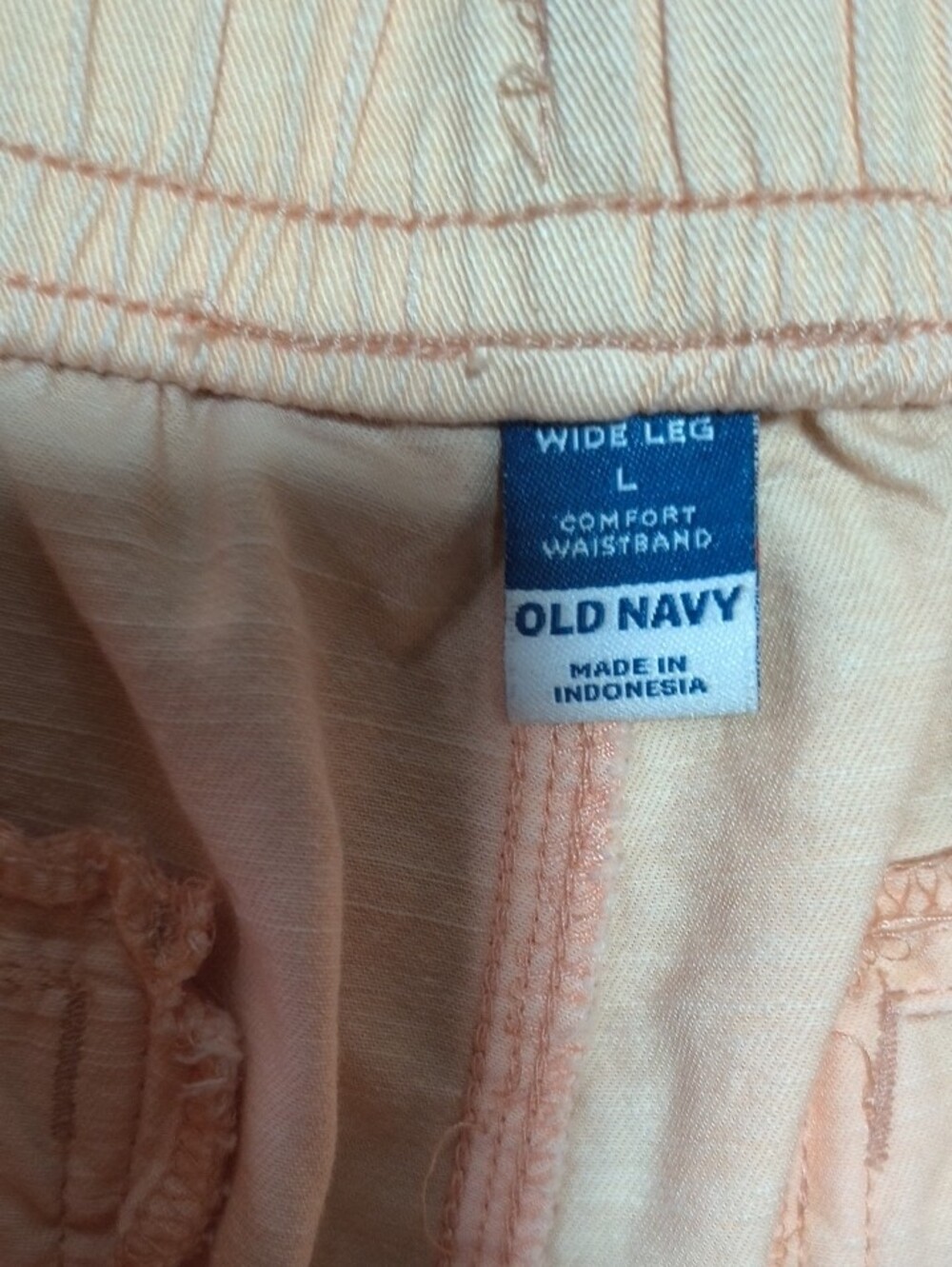 Old Navy Light Peach Wide-Leg Cargo Pants - Picture 2 of 5